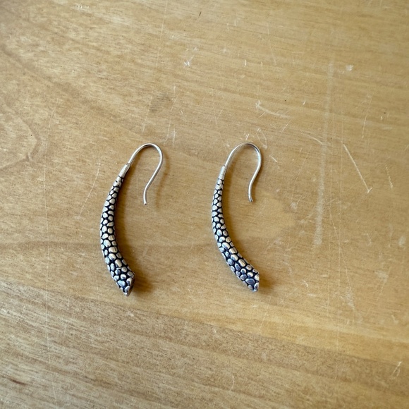 ZINA 925 STERLING SILVER FLUTED STINGRAY DROPS EARRINGS CLASSIC  COMFY TEXTURED - Picture 3 of 5